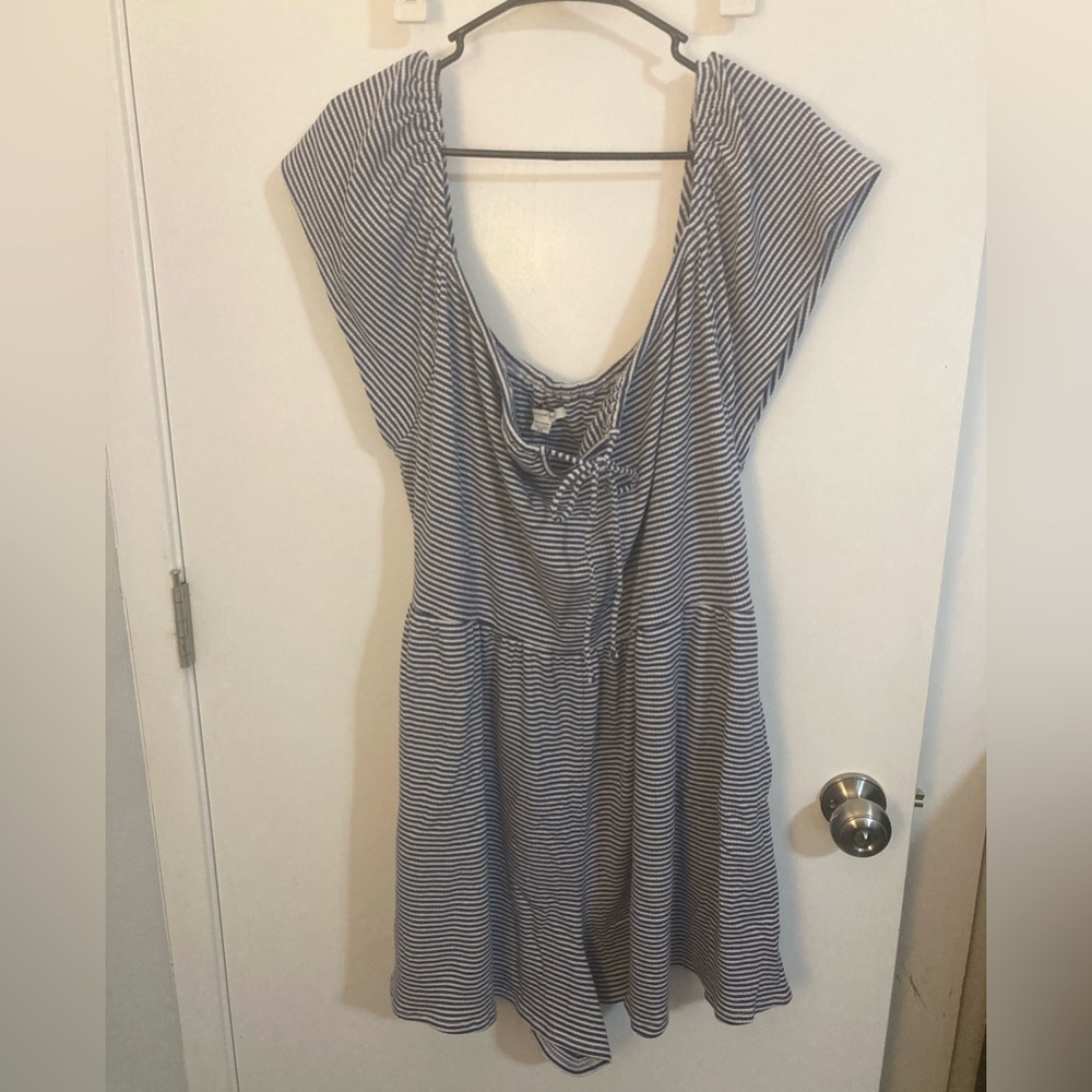 *New With Tags* American Eagle Romper